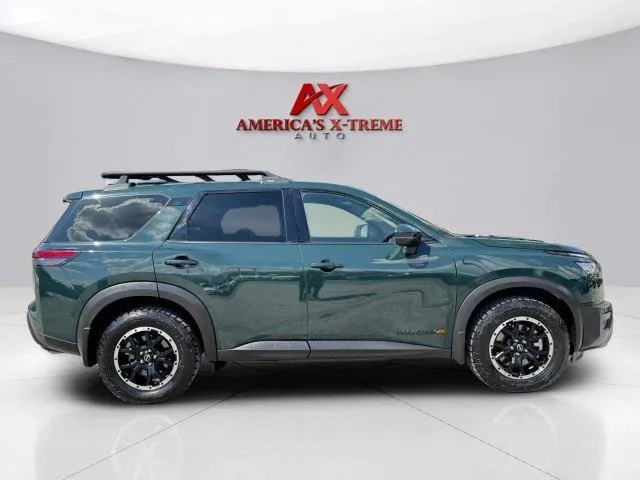 Nissan Pathfinder photo 7