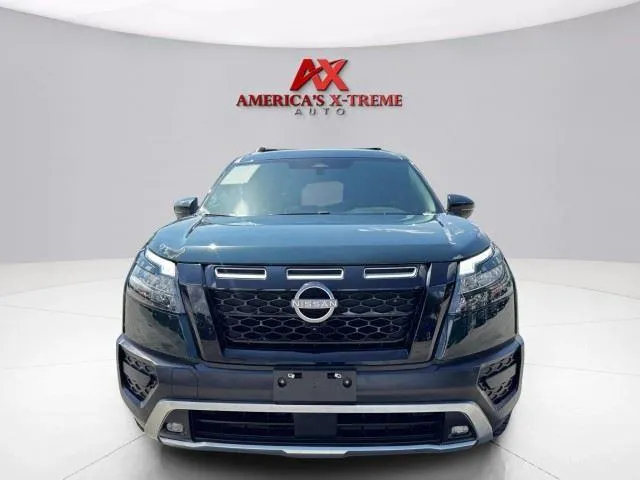 Nissan Pathfinder photo 11