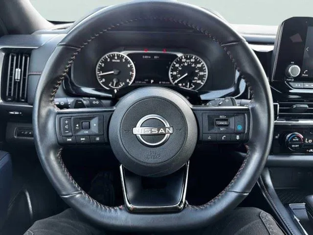 Nissan Pathfinder photo 28