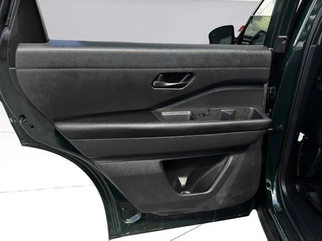 Nissan Pathfinder photo 40