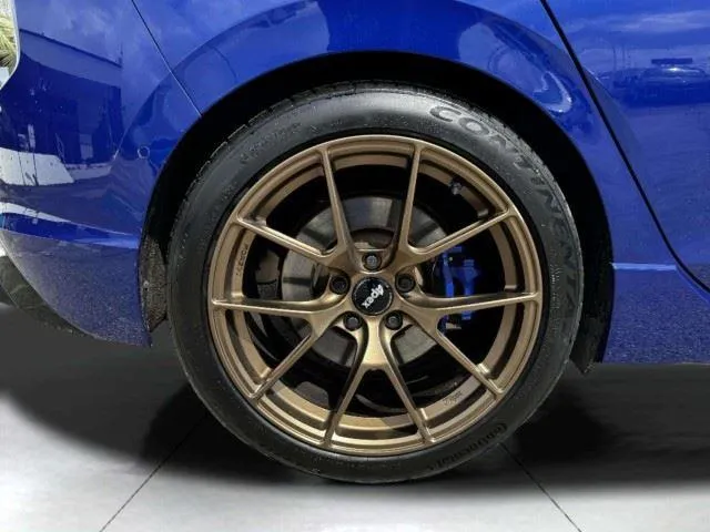 Volkswagen Golf R photo 60
