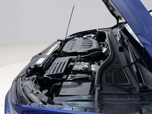 Volkswagen Golf R photo 65