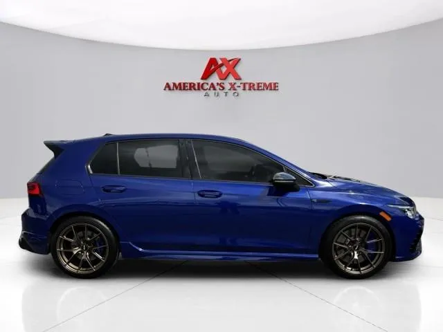 Volkswagen Golf R photo 7