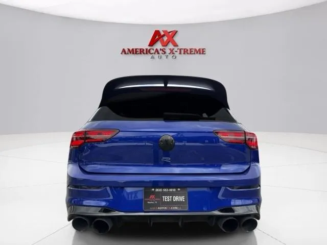 Volkswagen Golf R photo 19