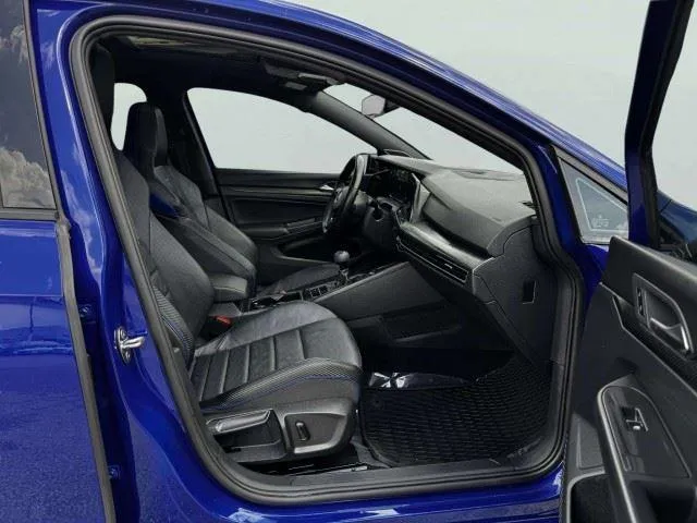 Volkswagen Golf R photo 52
