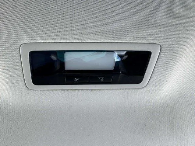 Lexus ES photo 38