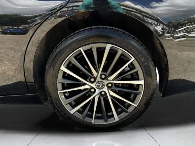 Lexus ES photo 53
