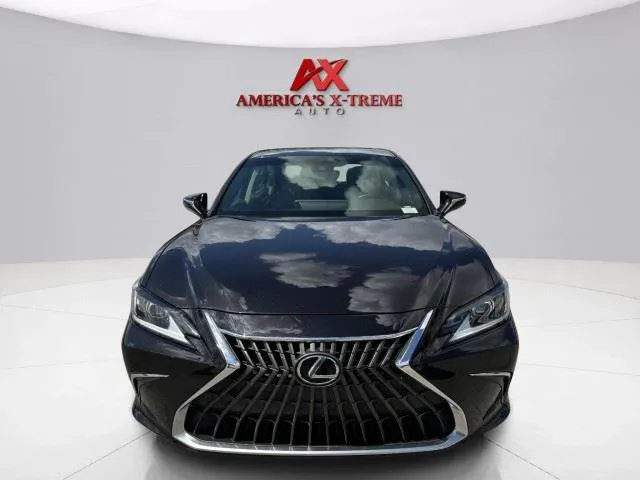 Lexus ES photo 9
