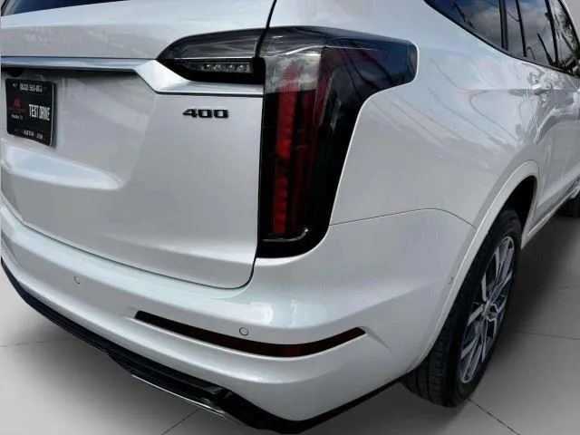 Cadillac XT6 photo 18