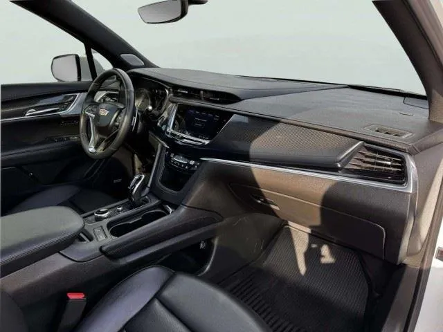 Cadillac XT6 photo 62