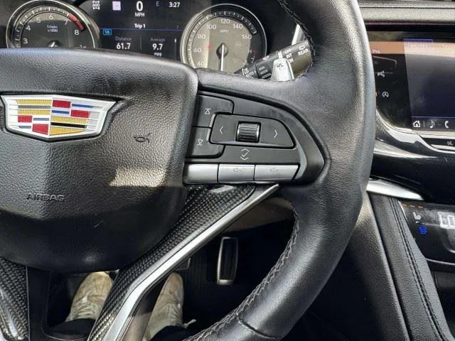 Cadillac XT6 photo 28