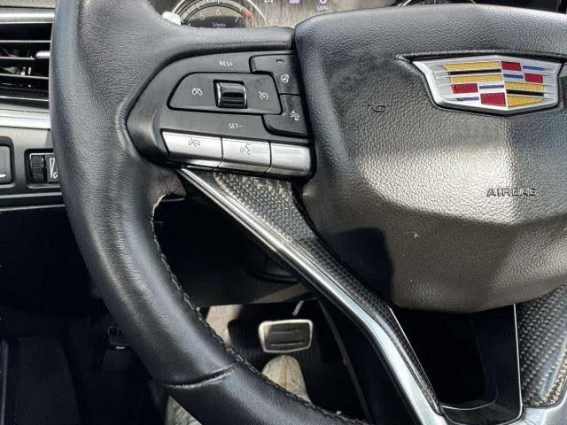 Cadillac XT6 photo 29