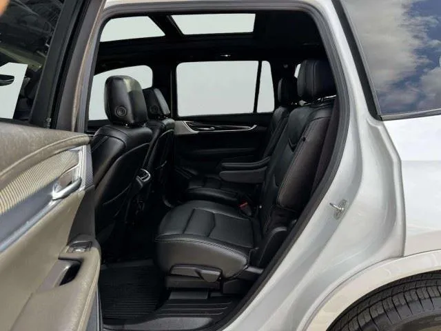 Cadillac XT6 photo 36