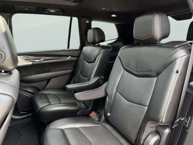 Cadillac XT6 photo 38