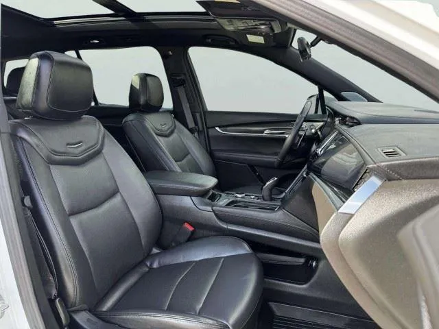 Cadillac XT6 photo 54