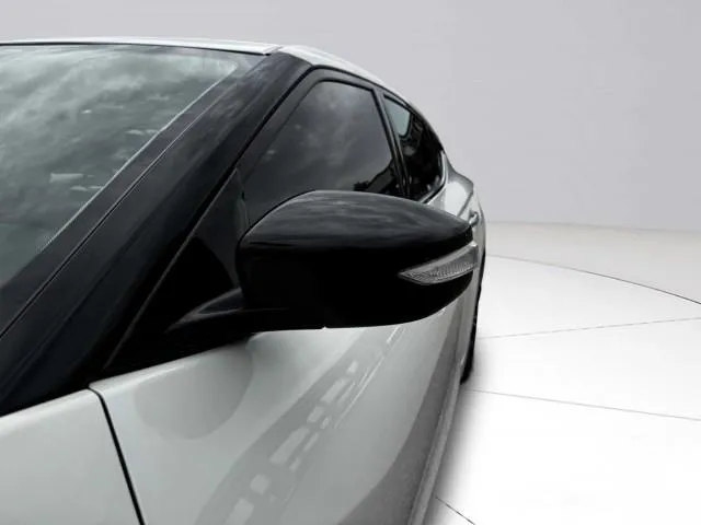 Nissan Maxima photo 10