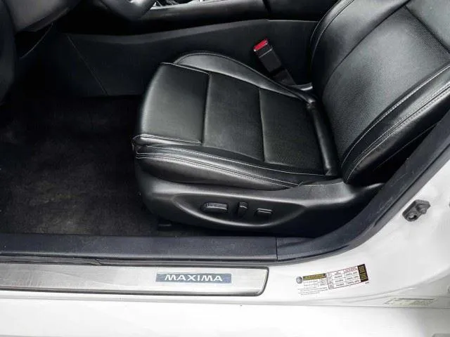 Nissan Maxima photo 15