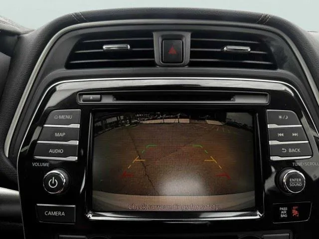 Nissan Maxima photo 29