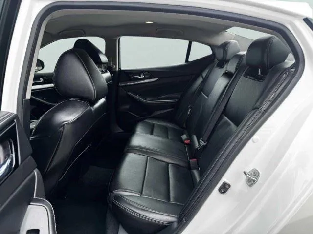 Nissan Maxima photo 34