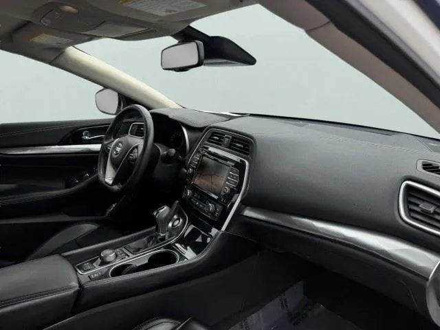 Nissan Maxima photo 46