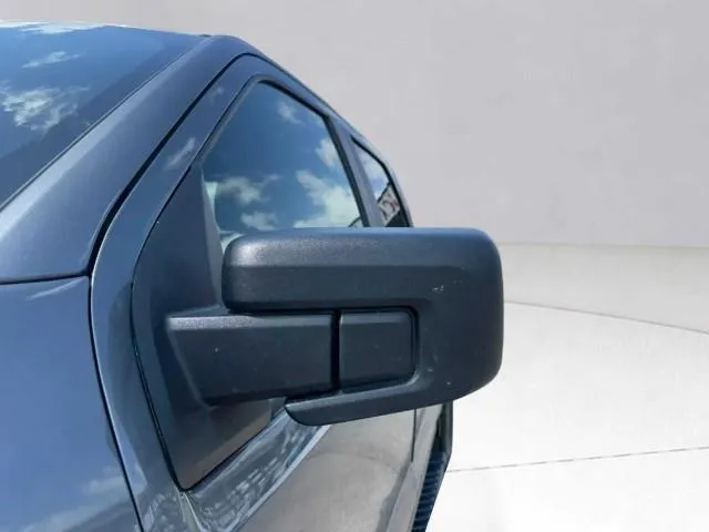 Ford F-150 photo 12