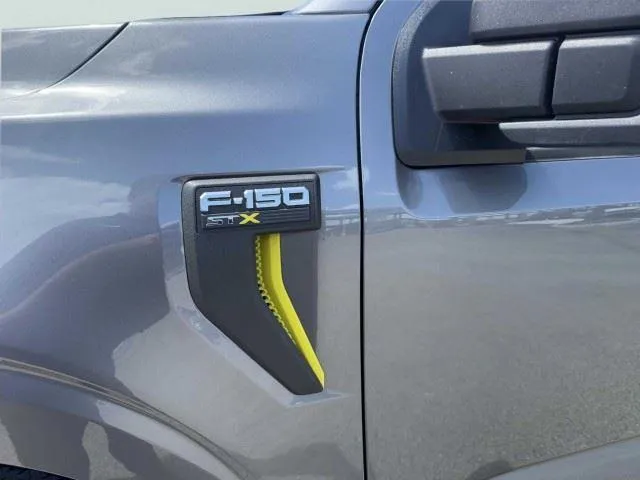 Ford F-150 photo 13