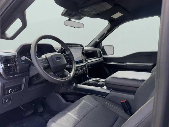 Ford F-150 photo 19
