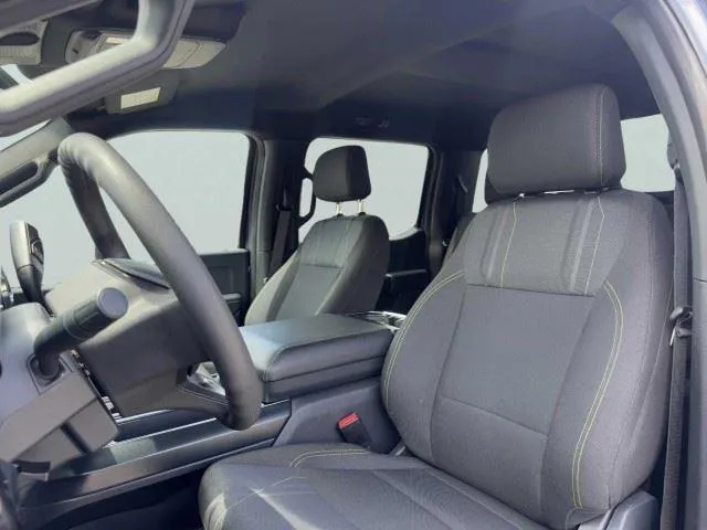 Ford F-150 photo 20