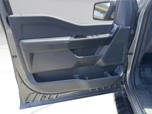 Ford F-150 photo 21
