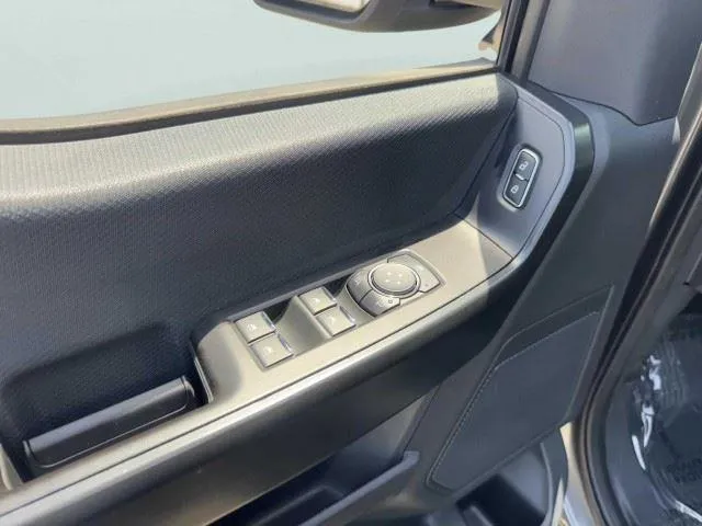 Ford F-150 photo 22