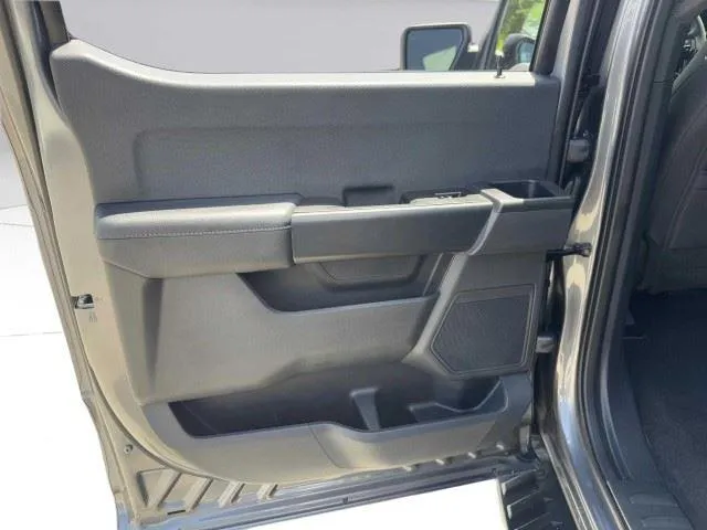 Ford F-150 photo 43