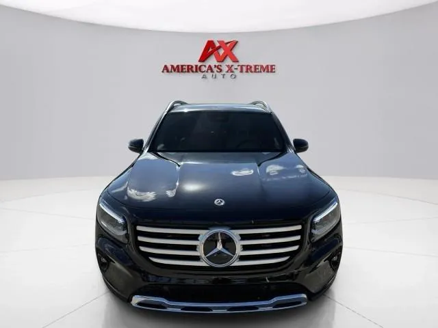 Mercedes-Benz GLB photo 9