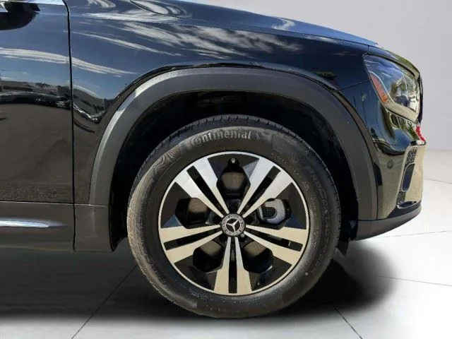 Mercedes-Benz GLB photo 52