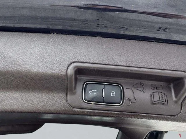 Ford Explorer photo 55