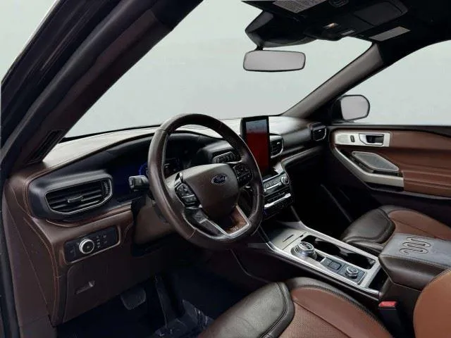 Ford Explorer photo 21