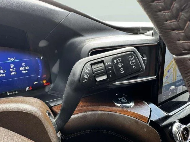 Ford Explorer photo 24