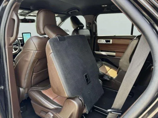 Ford Explorer photo 38