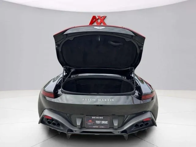 Aston Martin Vantage photo 44