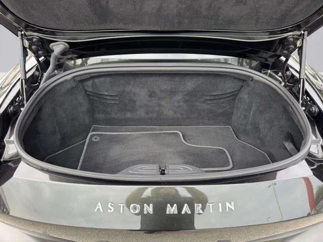 Aston Martin Vantage photo 45