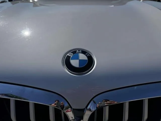 BMW X5 photo 11