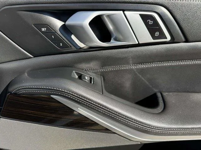 BMW X5 photo 50