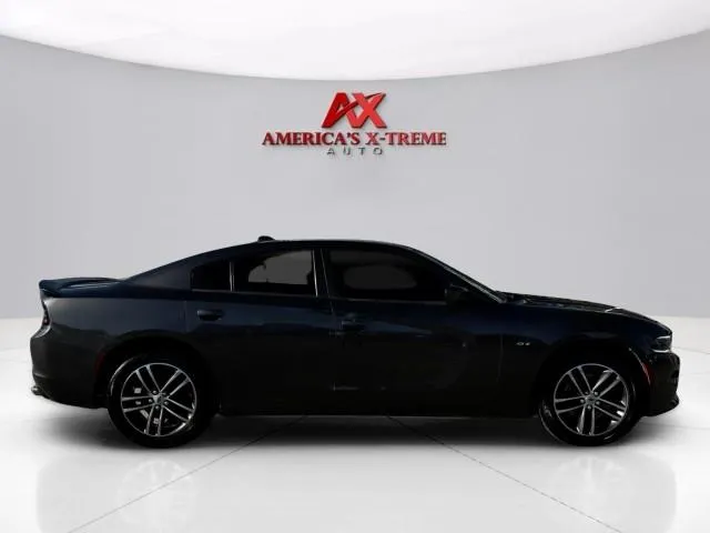 Dodge Charger photo 7