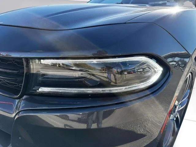 Dodge Charger photo 13