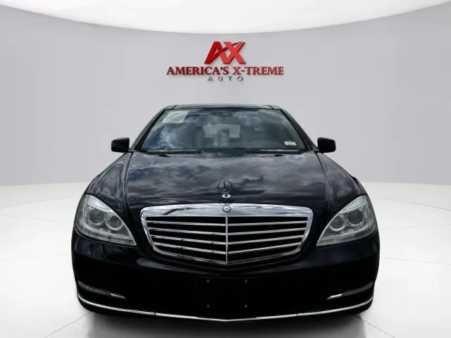 Mercedes-Benz S-Class photo 9