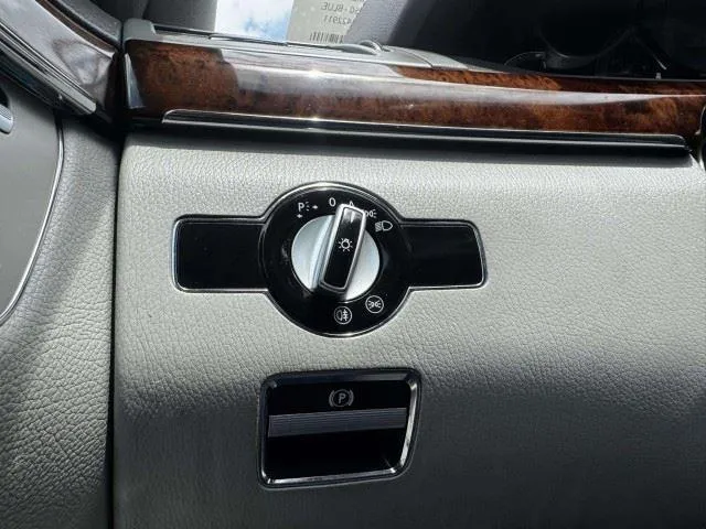 Mercedes-Benz S-Class photo 23