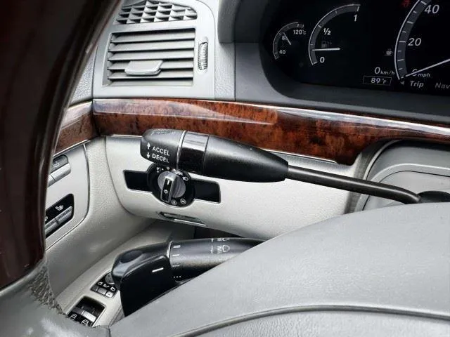 Mercedes-Benz S-Class photo 25