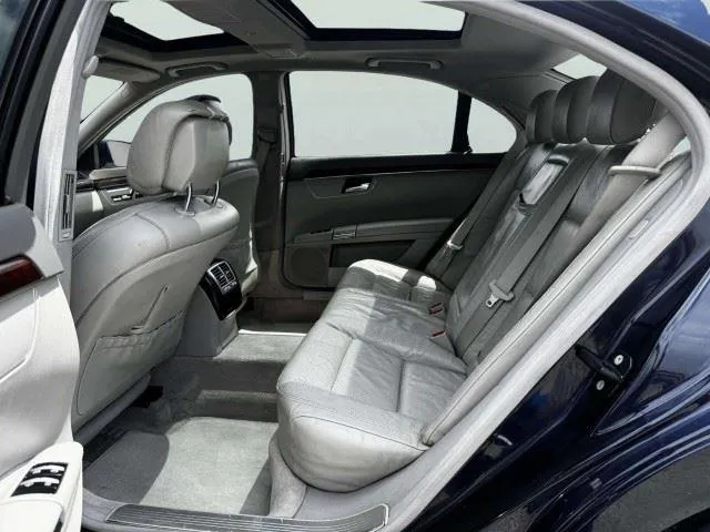 Mercedes-Benz S-Class photo 36