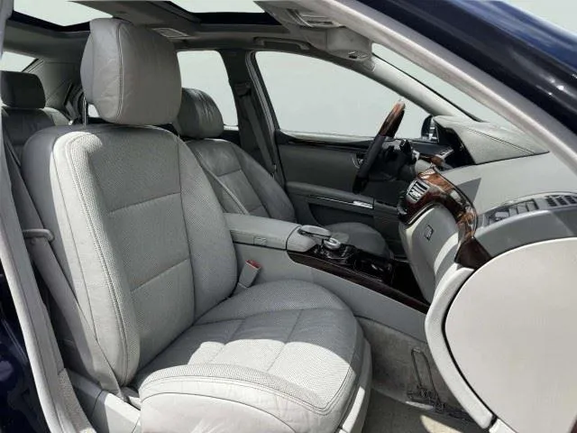 Mercedes-Benz S-Class photo 53