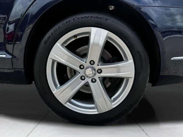 Mercedes-Benz S-Class photo 59