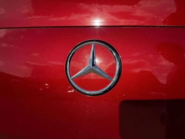 Mercedes-Benz GLE photo 17
